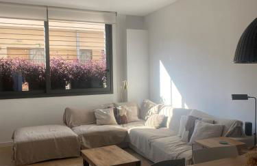 Casa grande y céntrica con piscina en zona peatonal - Photo 13