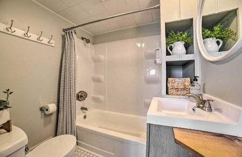 Charming Modern Cottage on Houghton Lake! - Photo 17