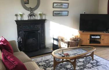 Amazing Cottage & detached Annex sleeps 8, Extra Deep Hot tub, Super Fast wifi, New for 2024 is the addition of Wood Fired Sauna - Foto 49