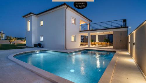 Villa Hugo - Photo 1