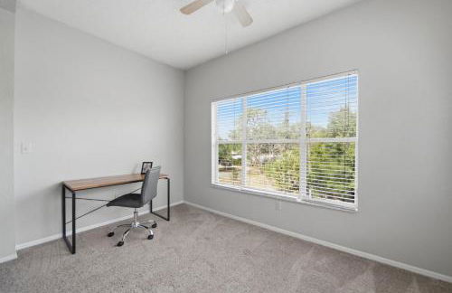 Spacious 2BR with Open Layout - Foto 17