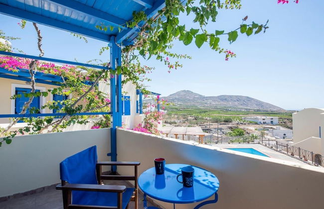 Santorious Nice View Apartment - Photo 22