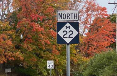 Sunset Serenity - INCREDIBLE HOME ON LAKE BLUFF! - Photo 2