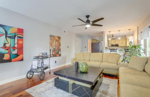 4 Mi to Stone Mountain Retreat with Office! - Foto 4