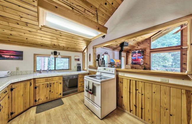 Central Clean Home with Hot Tub Near Ski - Photo 9