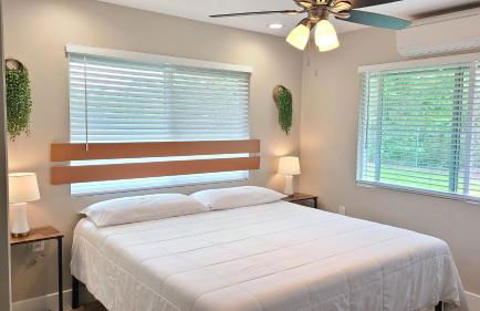 Air Conditioned! Paradise Park Brand new 2-bedroom Suite - Foto 1