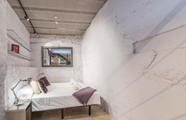 MSB Brand New Apartments in City Center - Photo 5