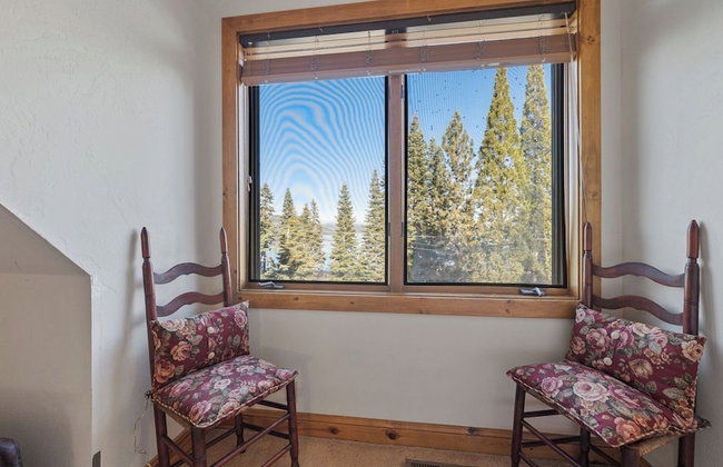 Ellis Peak by Avantstay Beautiful Mckinney Cabin w/ Filtered Lake Views - Foto 23