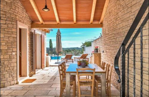 Villa Genesis - Stadtvilla Marčana Istrien - mit privatem, beheizbaren Infinity Pool und Olivengarten - Foto 1