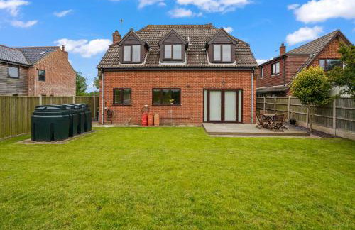 House - Sleeps 6 & Free parking - Foto 10