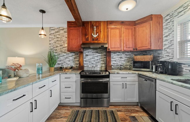 7904 Surf Dr #7 - Photo 9