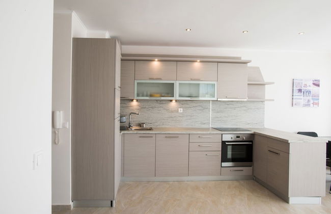 Black Sea Breeze - Photo 14