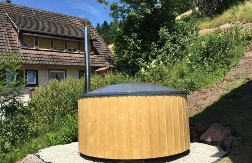 Ferienhaus Kleine Kinzig: Idyllisch | Sauna | Hot Tub | Kamin - Foto 26