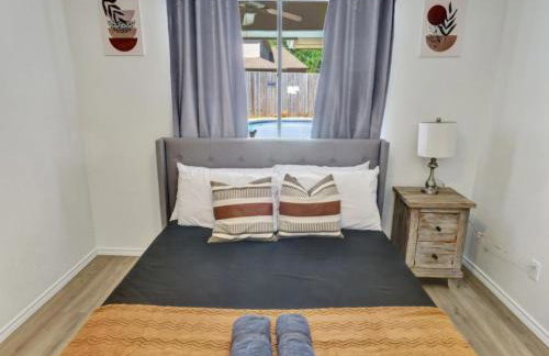 City Gem 4BR with POOL Sleeps 8 - Foto 23