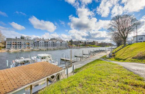 Michigan Manistee River Cabin about 1 Mi to Downtown - Foto 25