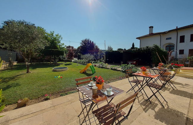 Villa in Italy With Private Garden Retreat - Foto 17