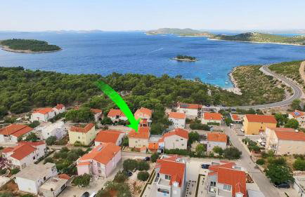 Apartments with parking space Bilo, Primosten - 12868 - Photo 1