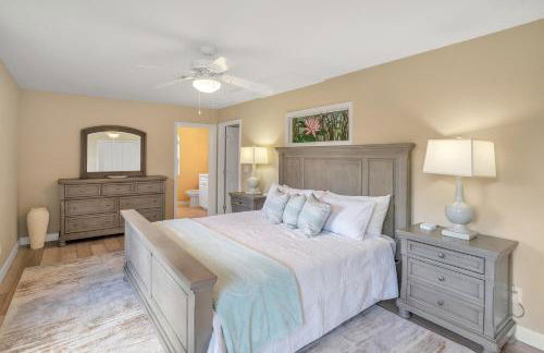 Paradise with a pool, pier and private beach area - Foto 12