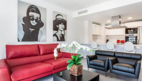 by RIVA - Gorgeous 2 Bedroom Apartment in Centre of Puerto Banus - Photo 2