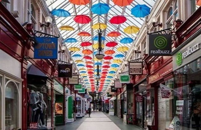 Stylish 3 Bedroom House Only 5 Mins From M6/m58 - Photo 35