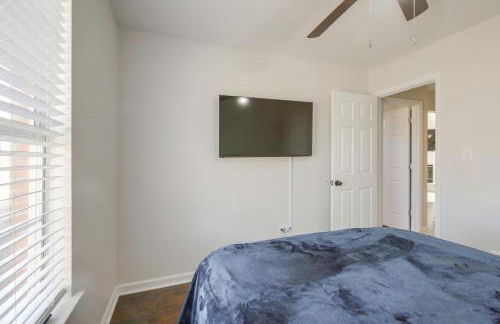 Walk to the Greenline Sleek Cordova Home with Patio - Foto 20