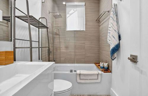 Shoreline Villa by Rove - Rooftop & Beach Access - Foto 27