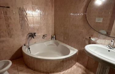 Silver Apartment with Swimming Pool - Foto 16