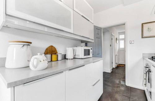 Relaxing 3 Bedroom Stay with Private TVs Near Ashby - Foto 19