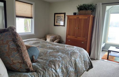 Beautifully Updated Lakefront Escape-Pets welcome! - Foto 19