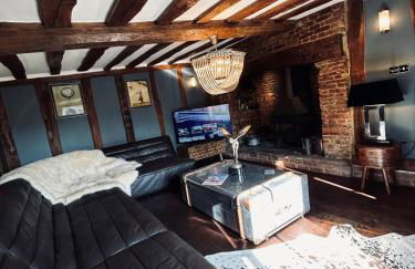 The Foremans House, With Hot Tub, A luxurious Historical pre 16th Century Grade II Listed House, location Essex in a picturesque Village, Country Pub In walking Distance - Foto 12