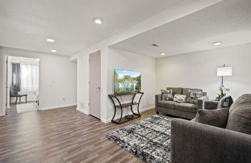 Spacious SIX Bedroom, Great Location - Foto 34