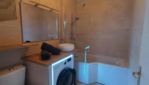 2 LYS Orleans Downtown, free secure parking - Foto 2