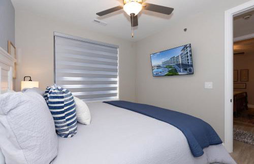 Topsider Condo w/ Stunning Lake Views, Shuffleboard & King Beds - Foto 21