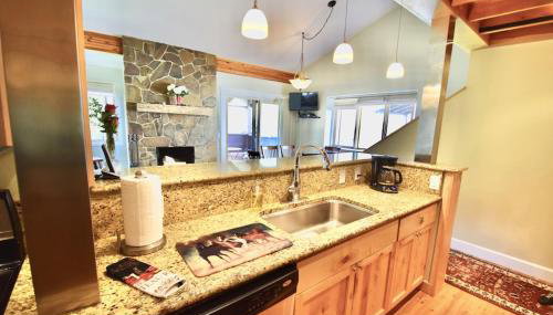 Gorgeous Jackson Hole Condo in Top location with Great Views and Private Deck with Barbeque! - Foto 2, dishwasher