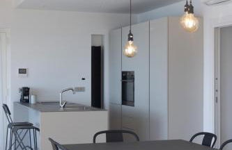 Modern and Elegant apartment with a spacious sea view terrace overlooking Palmaria Island Bright designer interiors Fully equipped Up to 6 guests Private parking Aircon All the comforts for a perfect stay - Foto 72