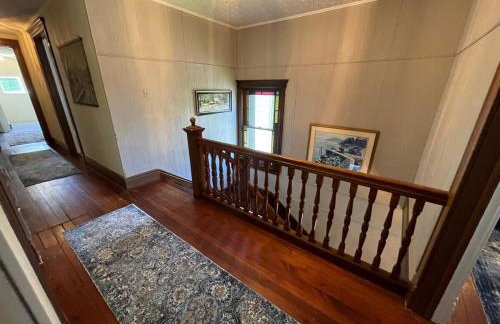 It's A Wonderful Life - Main St Penn Yan - Walk to Shops & Dining - Hot Tub - Pets OK - Seneca & Keuka Lake - Foto 39