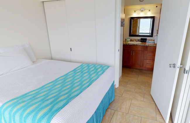 Deluxe Panoramic Mountain View Condo - 37th Floor, Free parking & Wifi by Koko Resort Vacation Rentals - Foto 4