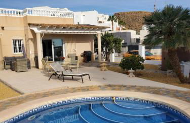 Chalet Athos, Ferienwohnung mit Pool,Dachterasse, Meer und Bergblick in San Juan de los Terreros - Foto 1