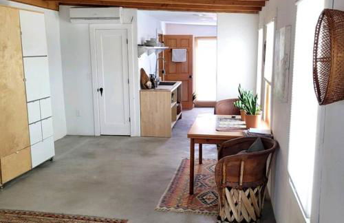 Historic 1900 Adobe Downtown Barrio Retreat - Foto 6