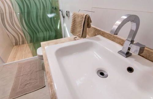 Suíte 02 - Zona Sul prox UMC, Patio Vinhedos e Uberlandia Shopping - Foto 10