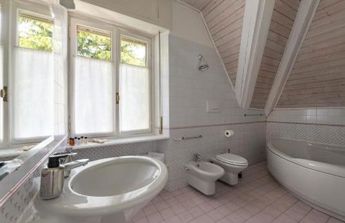 Ruby Como Villa with Lake View By Petra Luxury - Foto 36