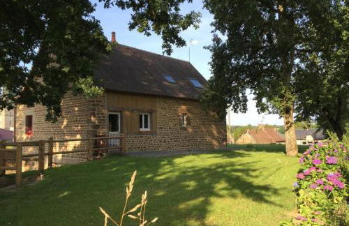 Maison spacieuse à St Denis de Villenette avec jardin clos - FR-1-497-115 - Foto 10