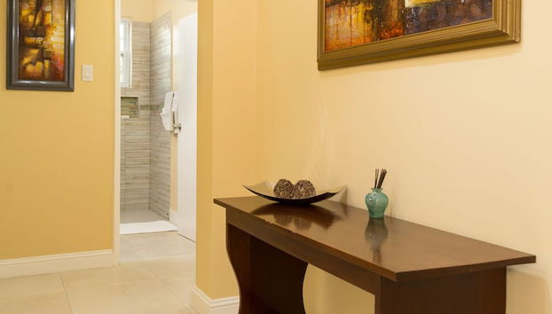 Coin salon dans le hall