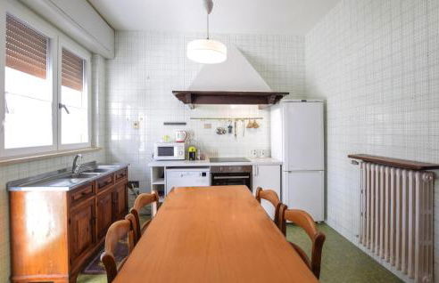 Beautiful Home In Porto Potenza Picena - Photo 19