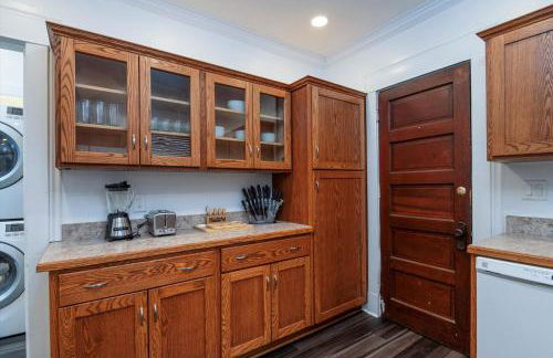 Fully-stocked Kitchen, AC, WiFi, WD, Near Baseball and Downtown - Foto 22