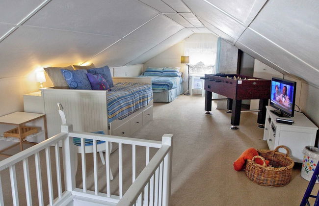 Beach Pines Bungalow by Avantstay Classic Cottage Steps to the Beach w/ Private Yard - Foto 20