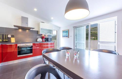 Villa Ume - heated pool, sauna, volleyball court - Photo 25