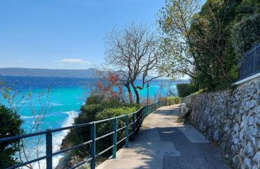 Modern and cosy apartment Ivana with a beautiful seaview - Photo 51