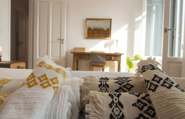 Quartano Paros Residence - Photo 12