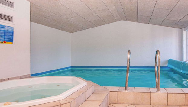 10 Person Holiday Home in Blavand - Photo 4